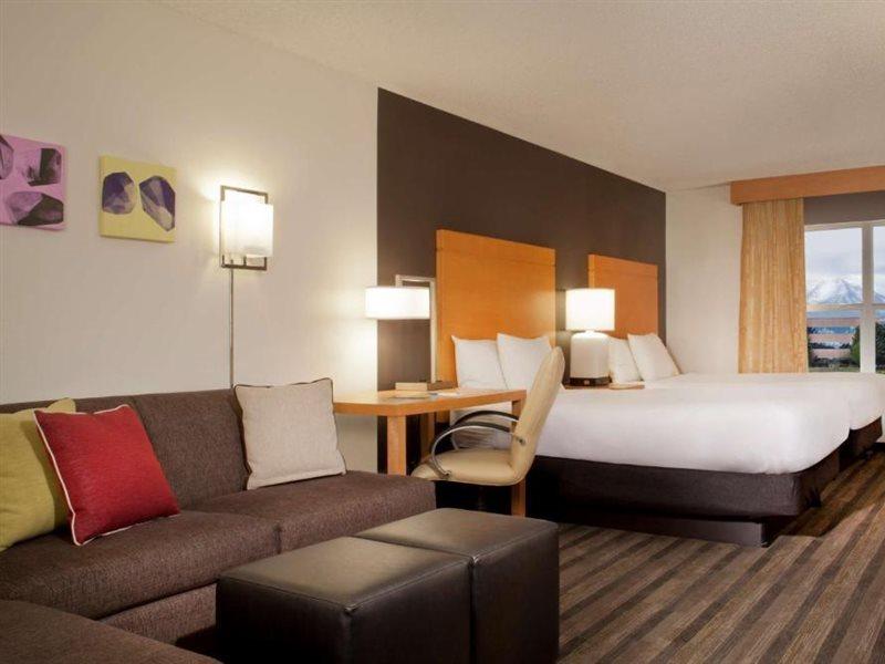 Hyatt House - University Village Colorado Springs Buitenkant foto