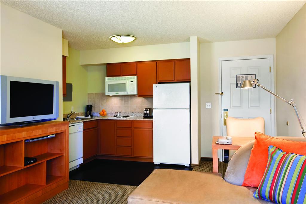 Hyatt House - University Village Colorado Springs Kamer foto
