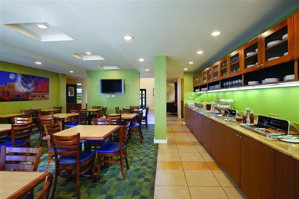 Hyatt House - University Village Colorado Springs Restaurant foto