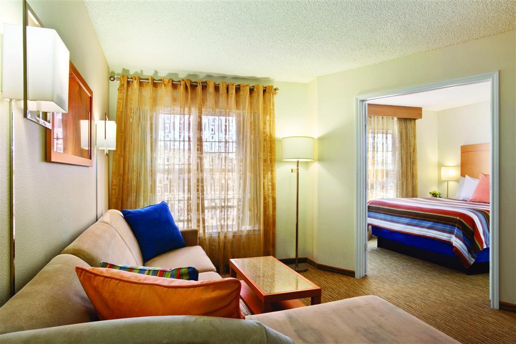 Hyatt House - University Village Colorado Springs Kamer foto
